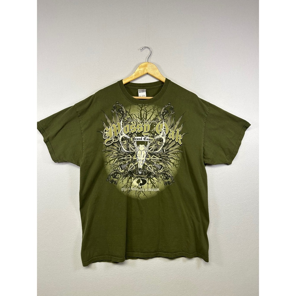 Gorpcore Mossy Oak Men 2XL Olive Green Skull Antler Graphic Heavy Cotton T-Shirt